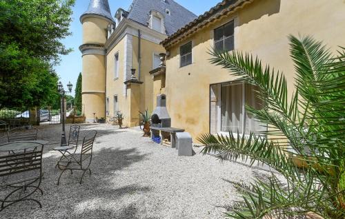 Pont-Saint-Esprit Maison | Sublime Château Avec Piscine