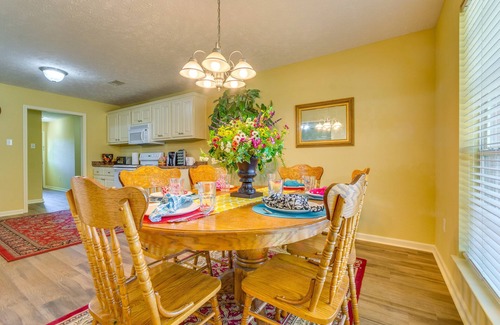Conway Maison | Suburban Conway Vacation Rental: 2 Mi to UCA!