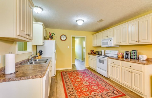 Conway Maison | Suburban Conway Vacation Rental: 2 Mi to UCA!