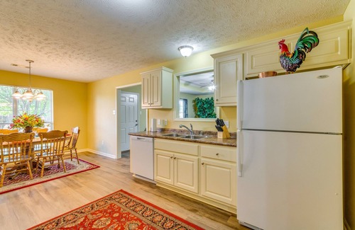 Conway Maison | Suburban Conway Vacation Rental: 2 Mi to UCA!