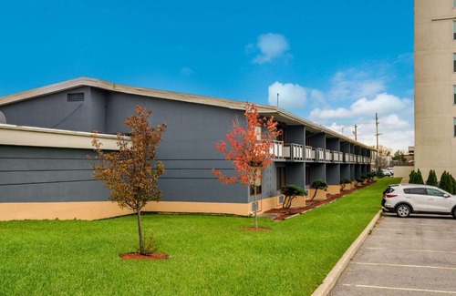 Cheektowaga Hôtel | Suburban Studios Buffalo Airport