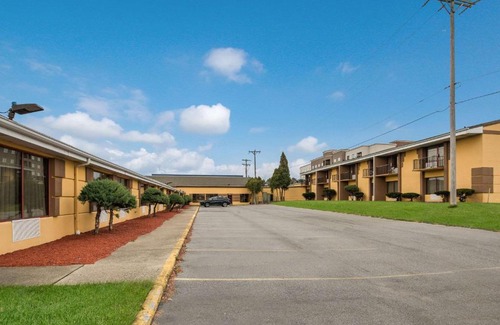 Cheektowaga Hôtel | Suburban Studios Buffalo Airport