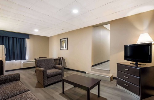 Millville Hôtel | Suburban Studios Millville