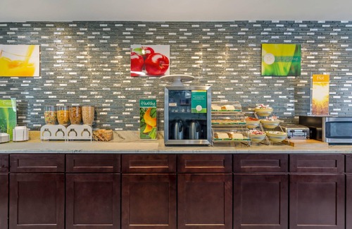 Verona Hôtel | Suburban Studios Verona - Staunton North