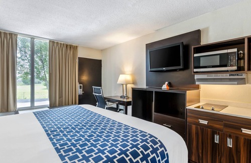 Verona Hôtel | Suburban Studios Verona - Staunton North