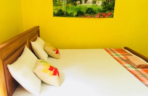 New Town Lit Et Petit-Déjeuner | Sudu Neluma Home Stay