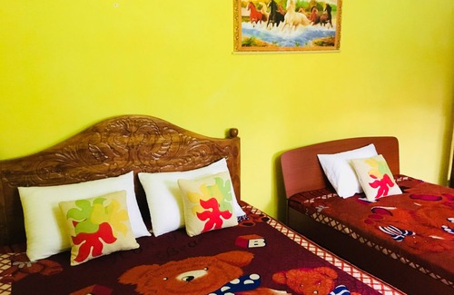 New Town Lit Et Petit-Déjeuner | Sudu Neluma Home Stay