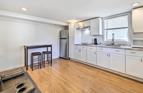 Port Jefferson Station Maison | Suffolk County Vacation Rental: 5 Mi to Bay!