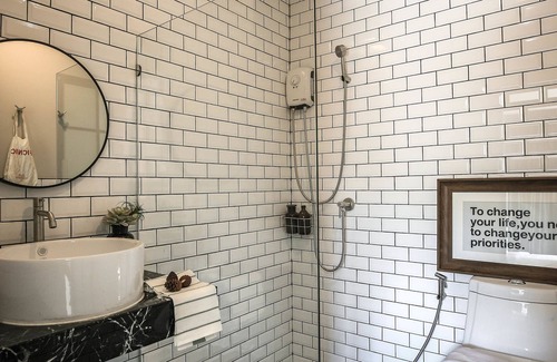 Kata Cabine | Sugar Ohana Poshtel