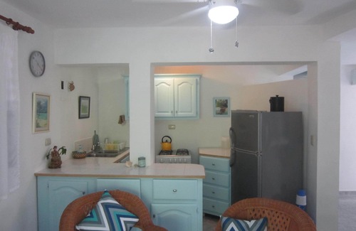 Luperon Appartement | Sugar Shack - a/c, balcony, beach, pool, private, optic WiFi