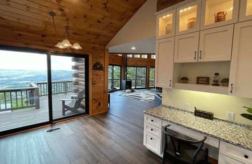 Sybertsville Chalet De Ski | Sugarloaf Summit - Breathtaking views of the valley below. Ski, Knoebels & more