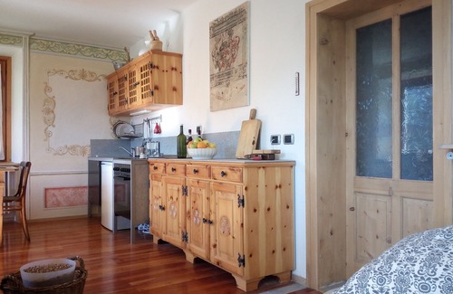 Premadio Appartement | Bel appartement décoré de fresques dans le quartier de Bormio-Bagni Vecchi