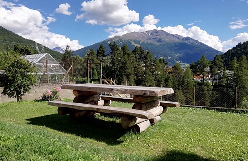Premadio Appartement | Bel appartement décoré de fresques dans le quartier de Bormio-Bagni Vecchi
