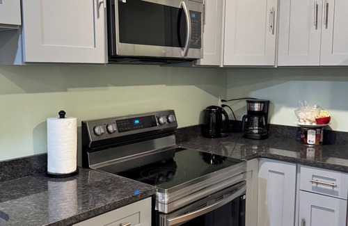West Philadelphia Appartement | Suitable 2-bedroom apartment with AC in Philadelphia