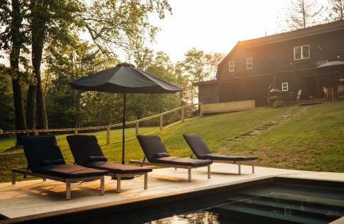 Jeffersonville Maison | Suite 001
