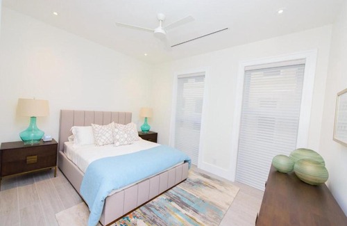 Paradise Island Appartement | SUITE 203 - THIRTY SIX CONDO