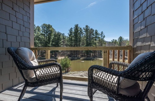 Chatham Maison | Suite 3 - Quiet and private accommodations in a country setting.