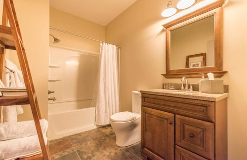 Chatham Maison | Suite 3 - Quiet and private accommodations in a country setting.