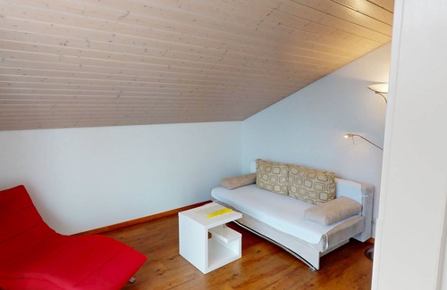Bad Aibling Appartement | Suite 5 - DG (max 4 guests)
