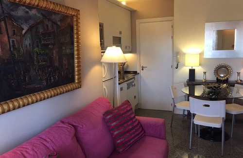 Hispanoamerica Appartement | Suite Alcocer: Appartement Lumineux avec Terrasse et Piscine