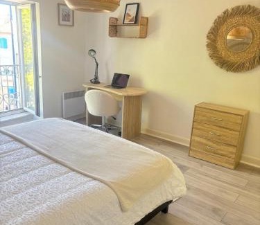 Aubenas Appartement | Suite Aubenas centre - château