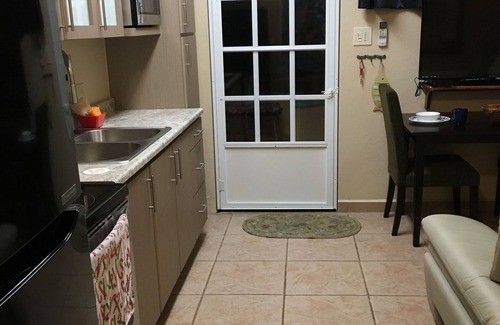 Bajura Appartement | Un endroit pour rester après avoir joué toute la journée!