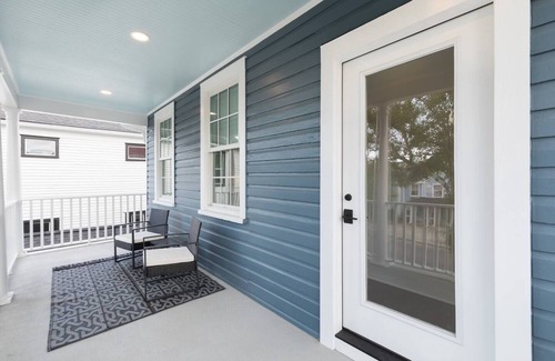 Westside Appartement | Suite B1 at 697 King