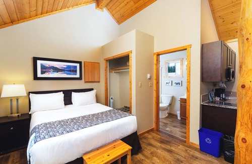 Jasper East Cabine | Suite Cabin in the Mountains