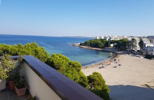 Rivabella Appartement | Suite con terrazzo sul mare e discesa in spiaggia a Gallipoli