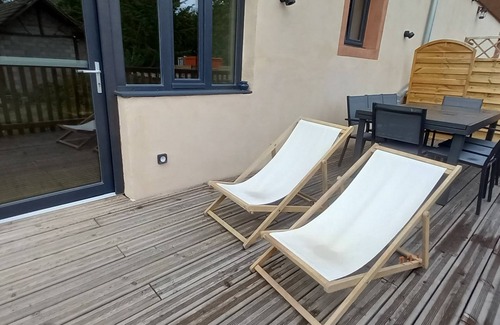 Michelbach Appartement | Suite Deluxe ( 2 chambres, 2 sdb, salle à manger, cuisine équipée, terrasse)