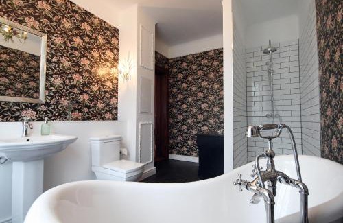 Behren-Luebchin Appartement | Suite Georg Anno 1869 HERRENHAUS VIECHELN