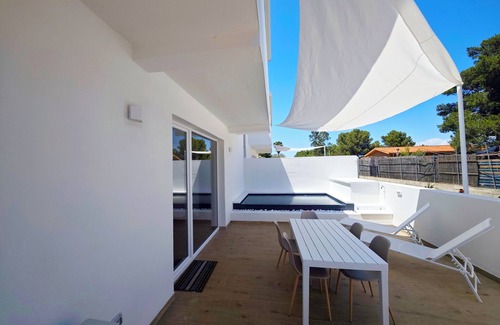 Porto Pino Villa | Suite ikebana PORTO PINO
