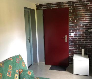 Montaut Appartement | Suite indépendante au cœur d’un jardin arboré.