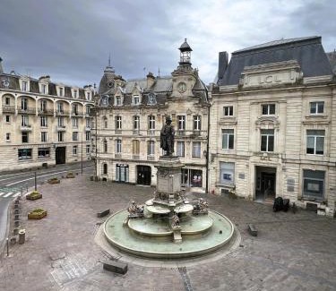 Charleville-Mezieres Appartement | Suite Isabelle - 2 pers Le charme intemporel