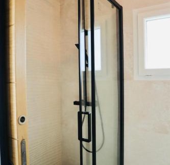 Chauviniere Lit Et Petit-Déjeuner | Suite Jacuzzi privatif Li Li et Rose