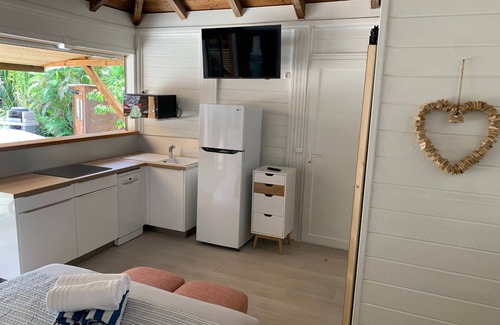 Riviere-Salee Maison | Votre séjour en Martinique dans un gîte avec spa privatif, piscine et rivière
