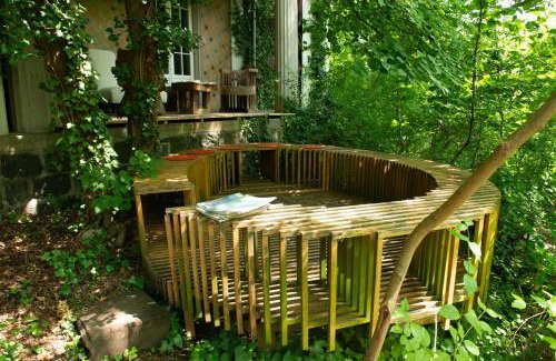 Darmstadt Maison | Suite Martinus am Vortexgarten Mathildenhöhe