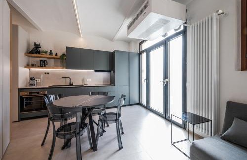 Formigine Appartement | Suite on canvas near the city of Ferrari