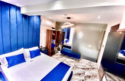 Chancay Maison | Suite Con Jacuzzi y Balcón by BlueThree Hotel 3✨️ a 7 min de la Plaza de Chancay