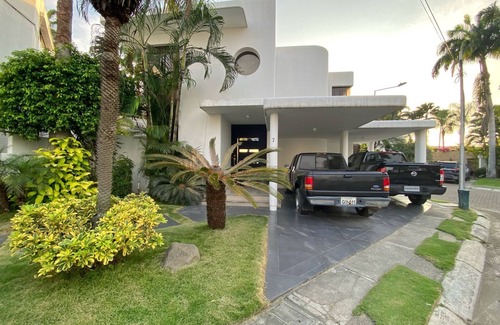 Samborondon Maison | Suite privada nueva en Via Samborondón-Guayaquil