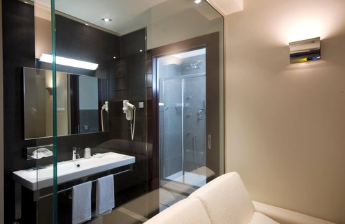 Frosinone Hôtel | Suite Testani