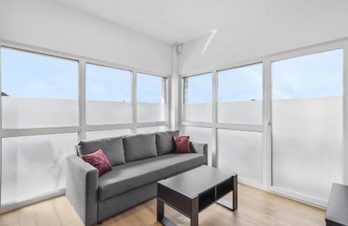 Dietzenbach Appartement | SUITE4ME - Moderne Apartments I Küche I Balkon I Waschmaschine