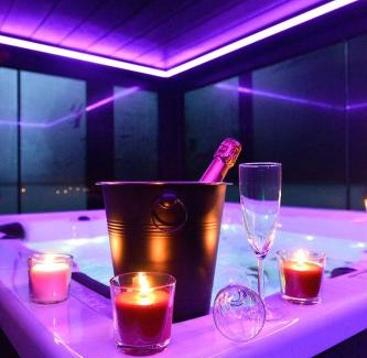 Oupeye Appartement | SuiteDreams-Jungle Suite - Liège