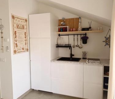 Viserbella Lit Et Petit-Déjeuner | SUITEHOME Comfort Apartment near the Beach