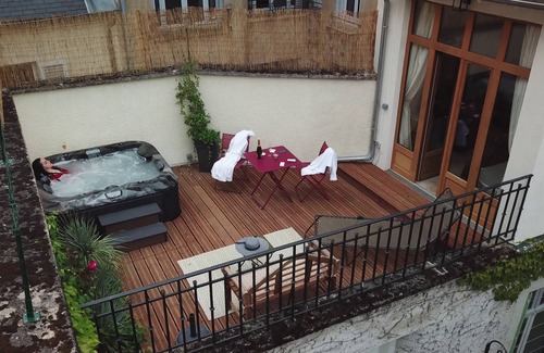 Thermal Appartement | Suites de L’Opéra avec terrasse privative