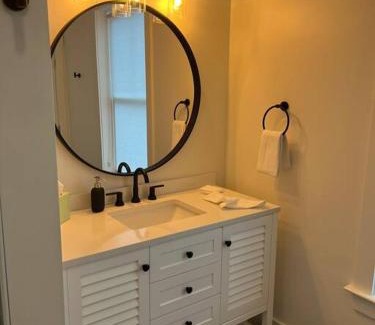 Dalton Appartement | Suites on Main - Unit 1