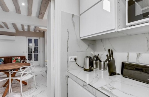 Gaillon Appartement | SuiteThérèse / Quiet Louvre & Opera AC 4G
