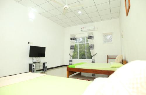 Anuradhapura Appartement | Sujee's Guest House with Two Bed Rooms