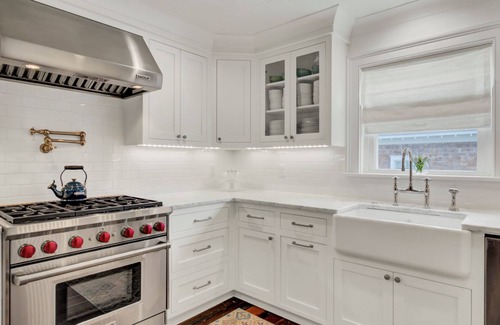 Sullivan's Island Villa | Sullivans Local! | 1307 Cove Avenue by AvantStay | Pool + Outdoor Living