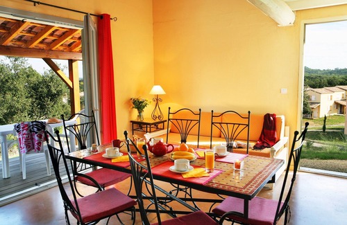 Sauve Maison | Summer discount - Charmante maisonette pour 8